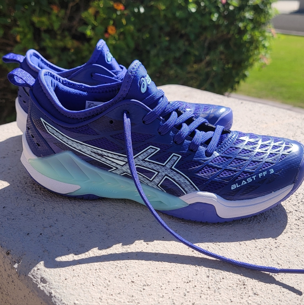 Asics Blast FF 2 Blue Womens size 8 Volleyball Shoes